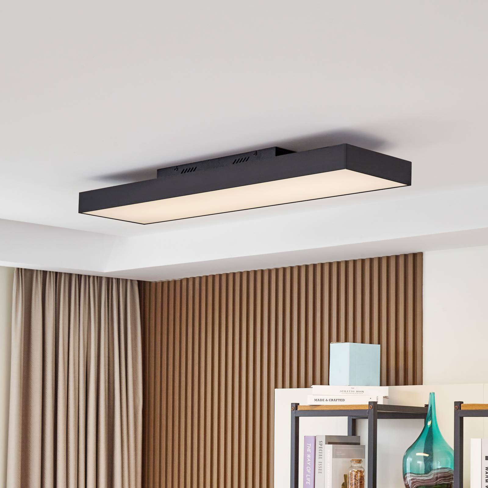 Lucande LED-Deckenlampe Leicy, schwarz, 100 cm, RGBIC, CCT Lucande LED-Deckenlampe Leicy, schwarz, 100 cm, RGBIC, CCT von LUCANDE