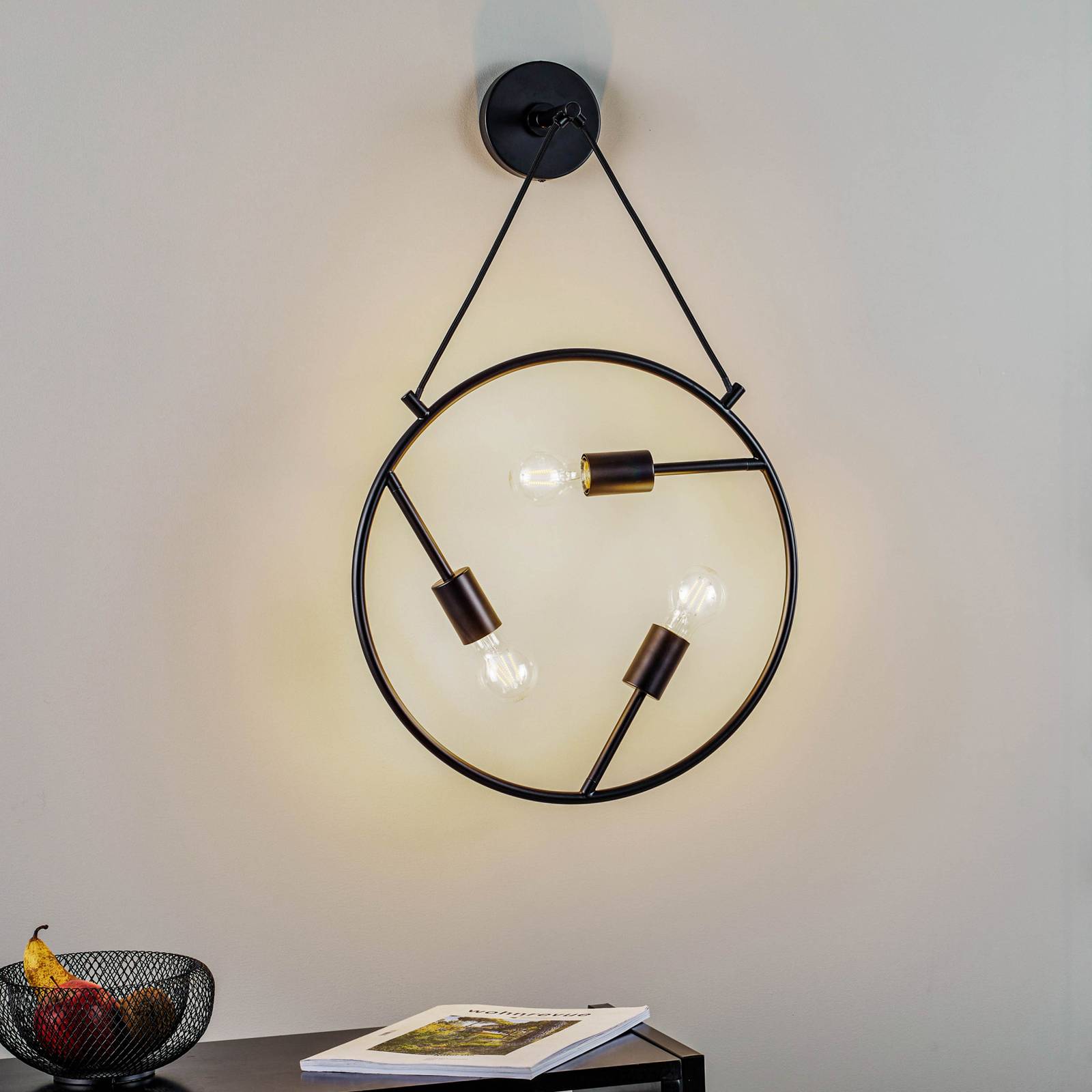 Lucande Linnard Wandleuchte aus Stahl, 3-flammig Lucande Linnard Wandleuchte aus Stahl, 3-flammig von LUCANDE