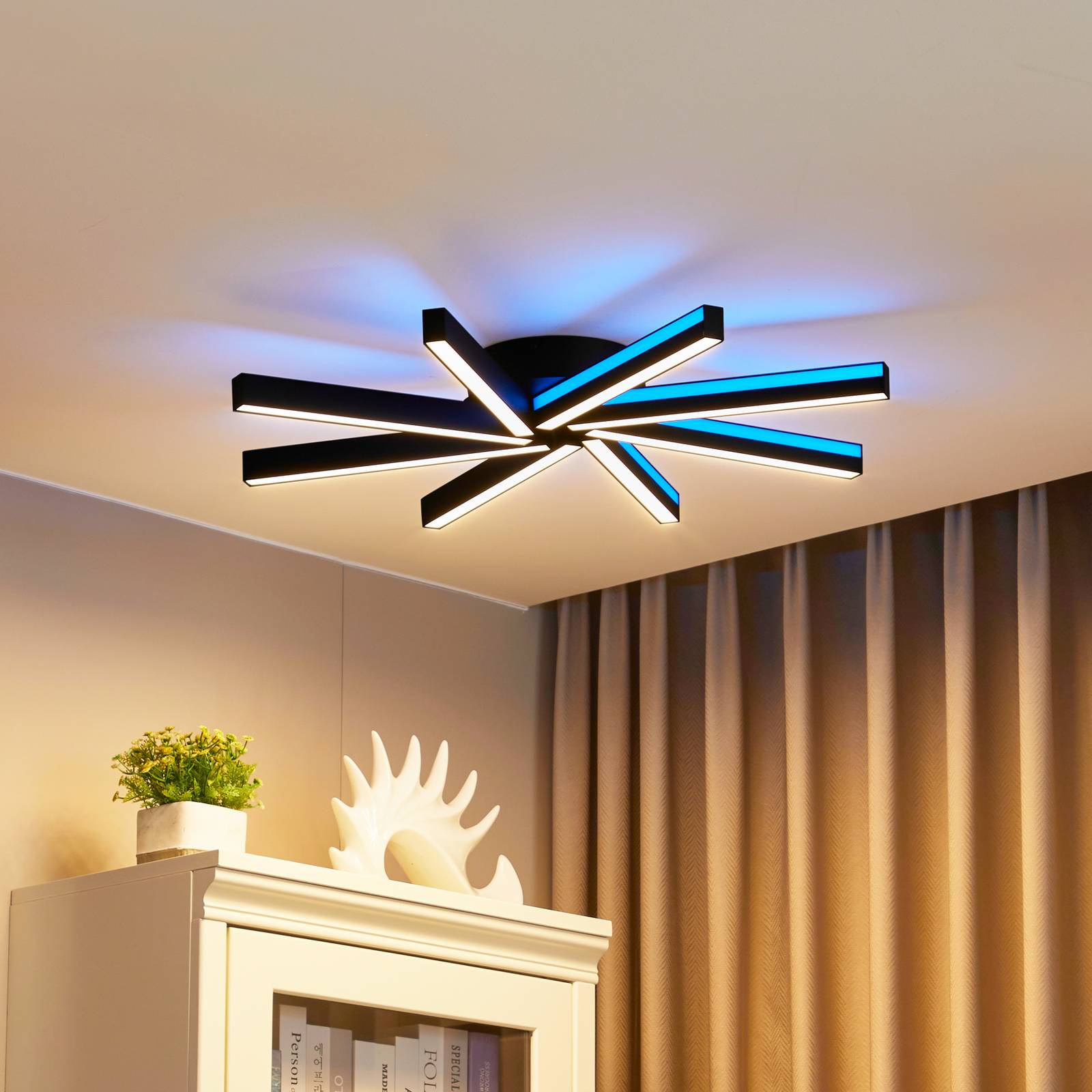 Lucande Smart LED-Deckenleuchte Tjado, Ø70 cm, schwarz, RGBW Lucande Smart LED-Deckenleuchte Tjado, Ø70 cm, schwarz, RGBW von LUCANDE