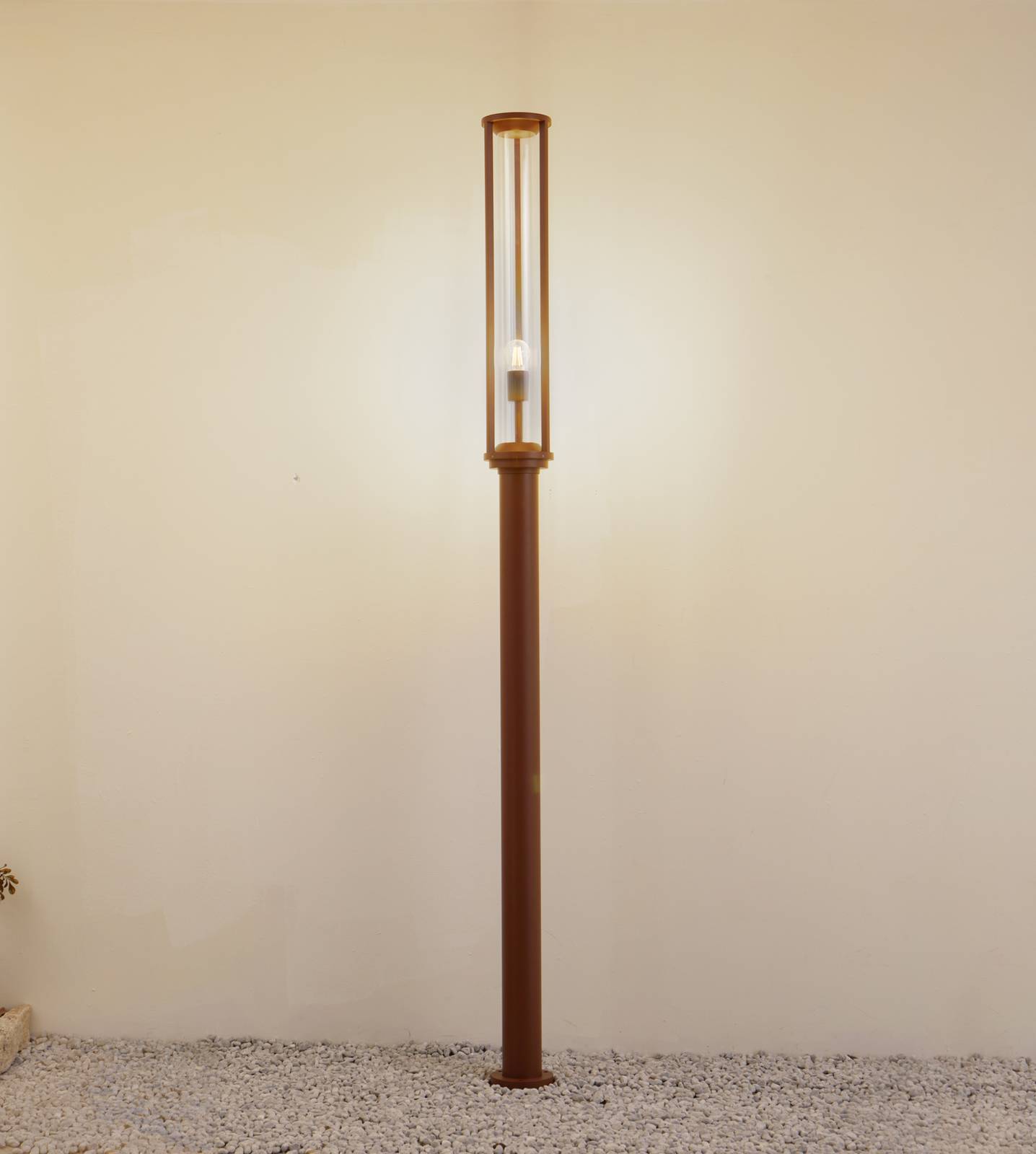 Lucande Außenleuchte Alivaro, rostfarben, 220 cm, E27, IP65 Lucande Außenleuchte Alivaro, rostfarben, 220 cm, E27, IP65 von LUCANDE