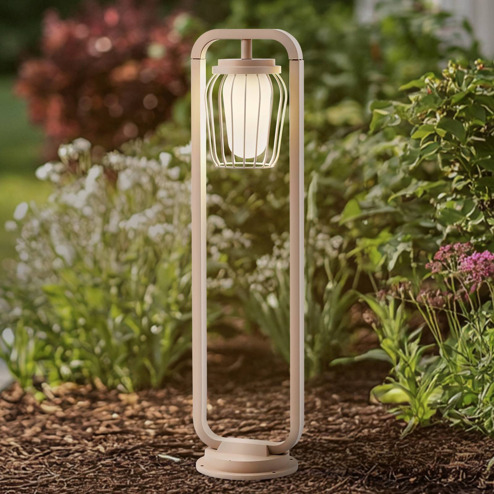 Lucande Wegeleuchte Chandan, 90 cm, beige, Metall, IP54 Lucande Wegeleuchte Chandan, 90 cm, beige, Metall, IP54 von LUCANDE