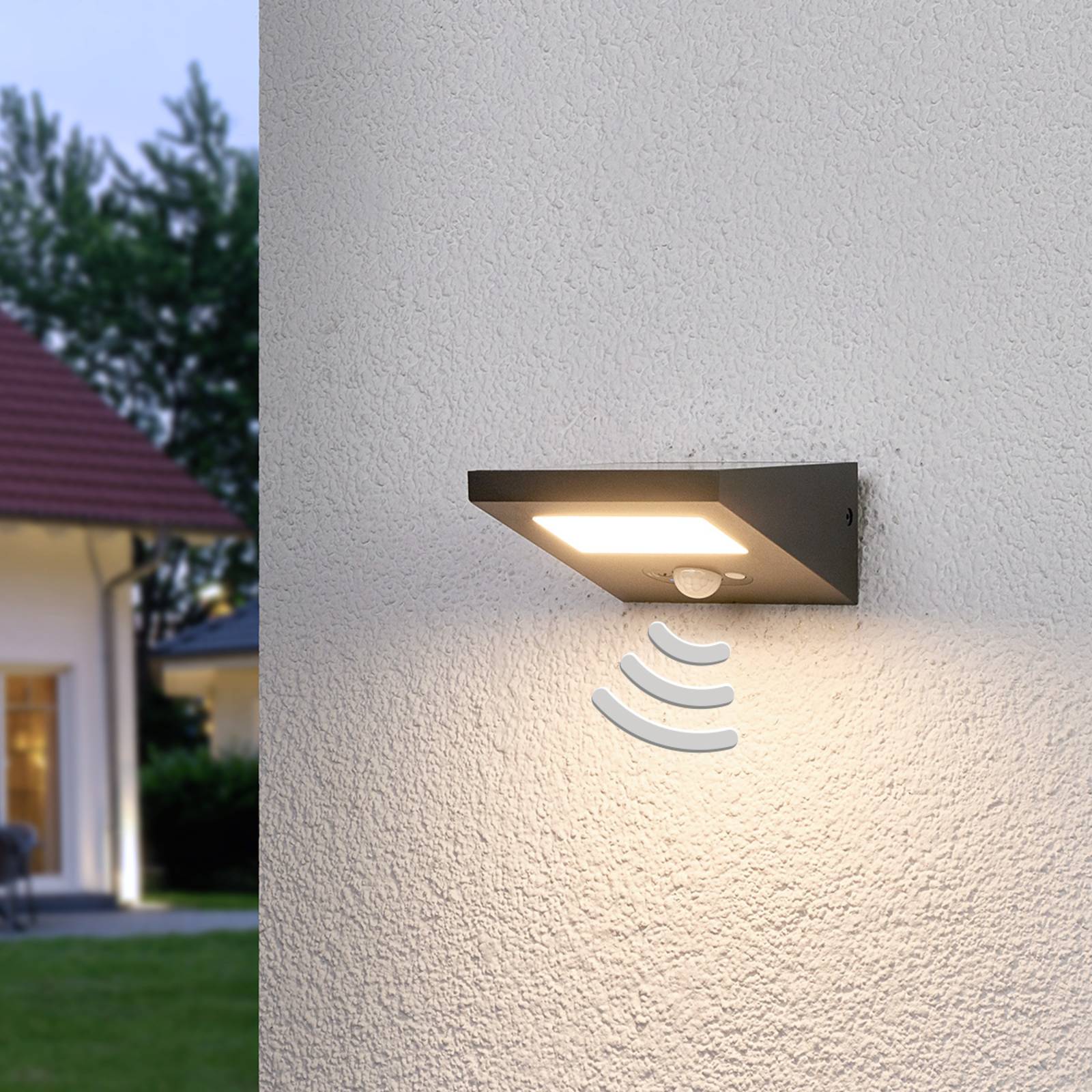 Nach unten strahlende Solar-Außenwandlampe Felin von LUCANDE