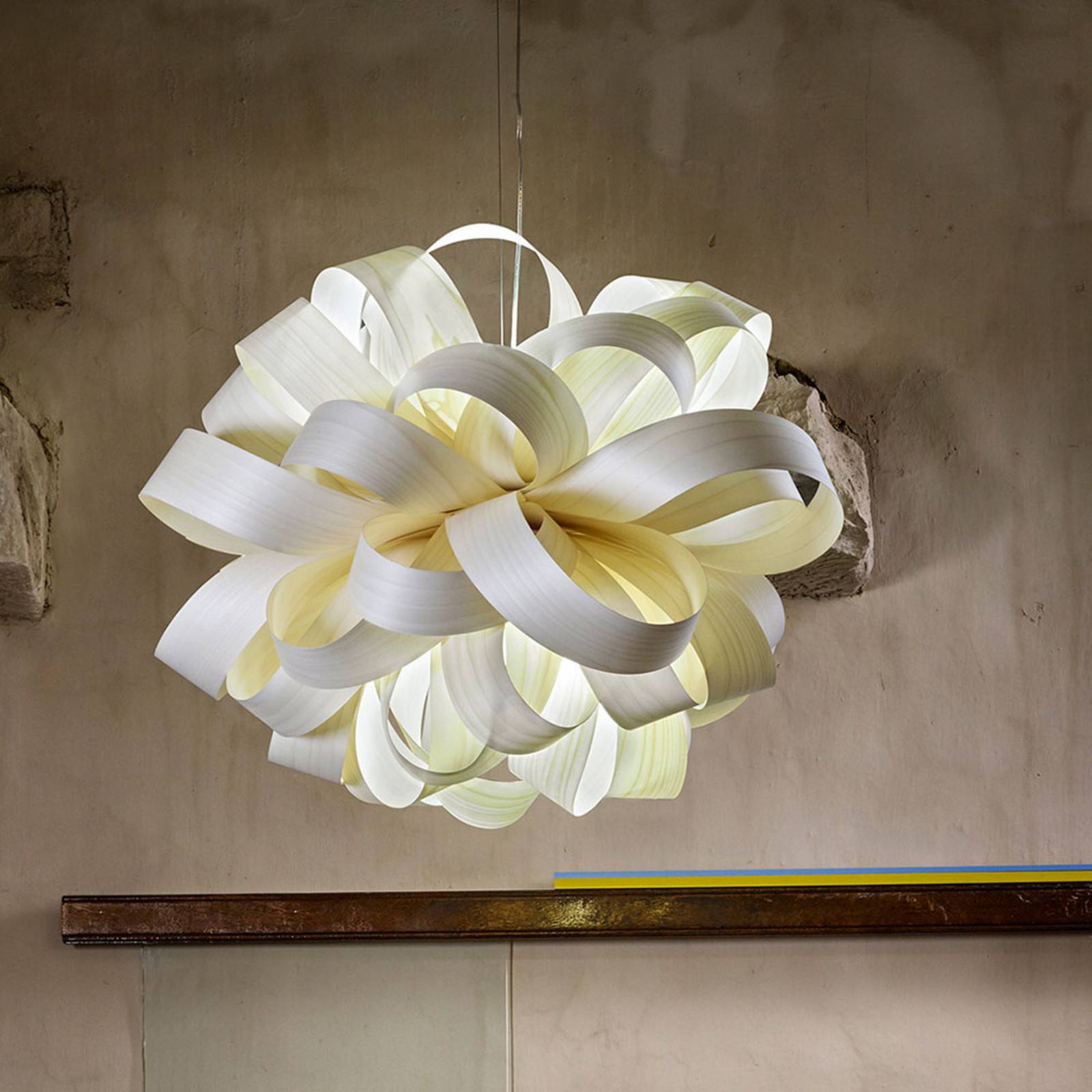 LZF Agatha Ball Hängeleuchte, 84x80cm, elfenbein LZF Agatha Ball Hängeleuchte, 84x80cm, elfenbein von LZF LamPS