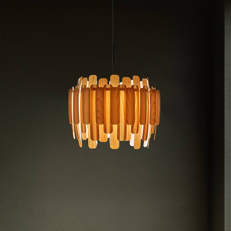 LZF Maruja Holz-Pendelleuchte, buche von LZF LamPS