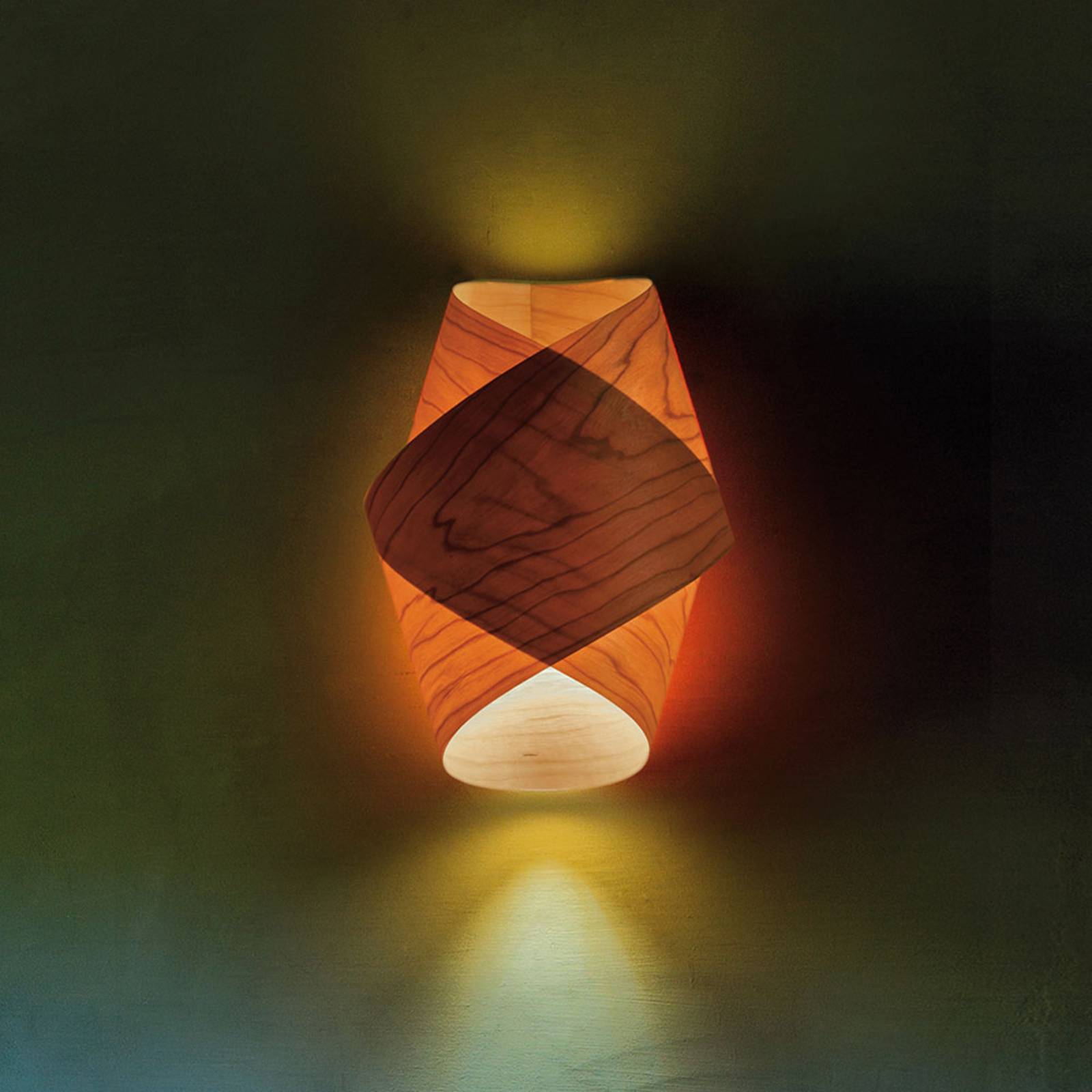 LZF Orbit Wandleuchte kirschbaum natur LZF Orbit Wandleuchte kirschbaum natur von LZF LamPS