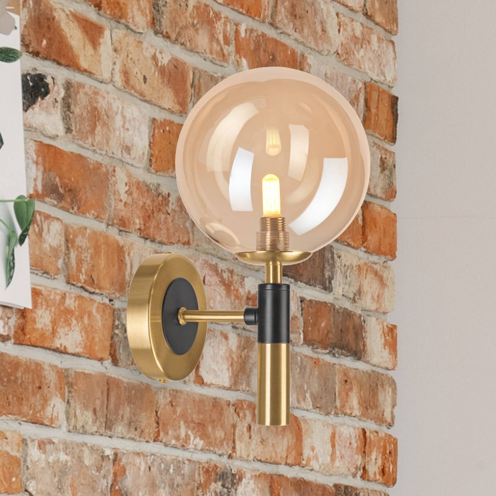 Wandleuchte Natalia, 1-flammig, Glas, gold von Lamkur Lighting