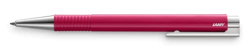 LAMY logo M+ Kugelschreiber 204 aus bruchfestem Kunststoff in der Farbe raspberry mit verchromter Spitze und Drücker, inkl. Großraummine LAMY M 16 Strichbreite M in schwarz von Lamy