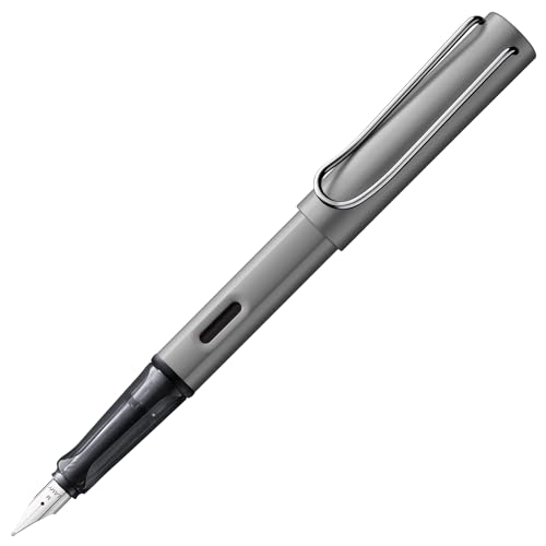 Lamy AL-star graphite Füller – Füllhalter mit ergonomischem Griff & polierter Stahlfeder in Strichbreite F – leichtes Aluminiumgehäuse – inkl. Tintenpatrone T 10 blau – Rechtshänder von Lamy