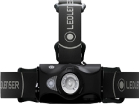 Eine Taschenlampe Ledlenser MH 8 von Led Lenser