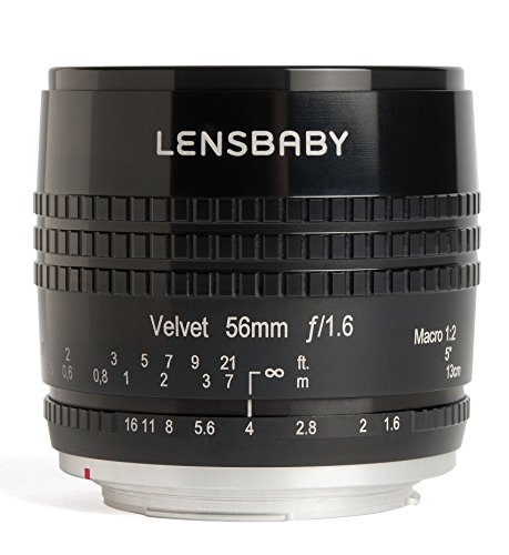 Lensbaby Velvet 56 Fuji X / Porträt und Makro Objektiv / ideal für samtige Bokeh-Effekte und kreative Unschärfe / Brennweite 56 mm, Blende f/1,6 / 1:2 Makro Vergrößerung mit 13 cm Naheinstellgrenze / passend für Fuji Systemkameras / schwarz von Lensbaby