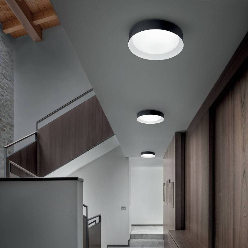 LED-Deckenleuchte Crew 2, Ø 33 cm, schwarz/gold von Linea Light