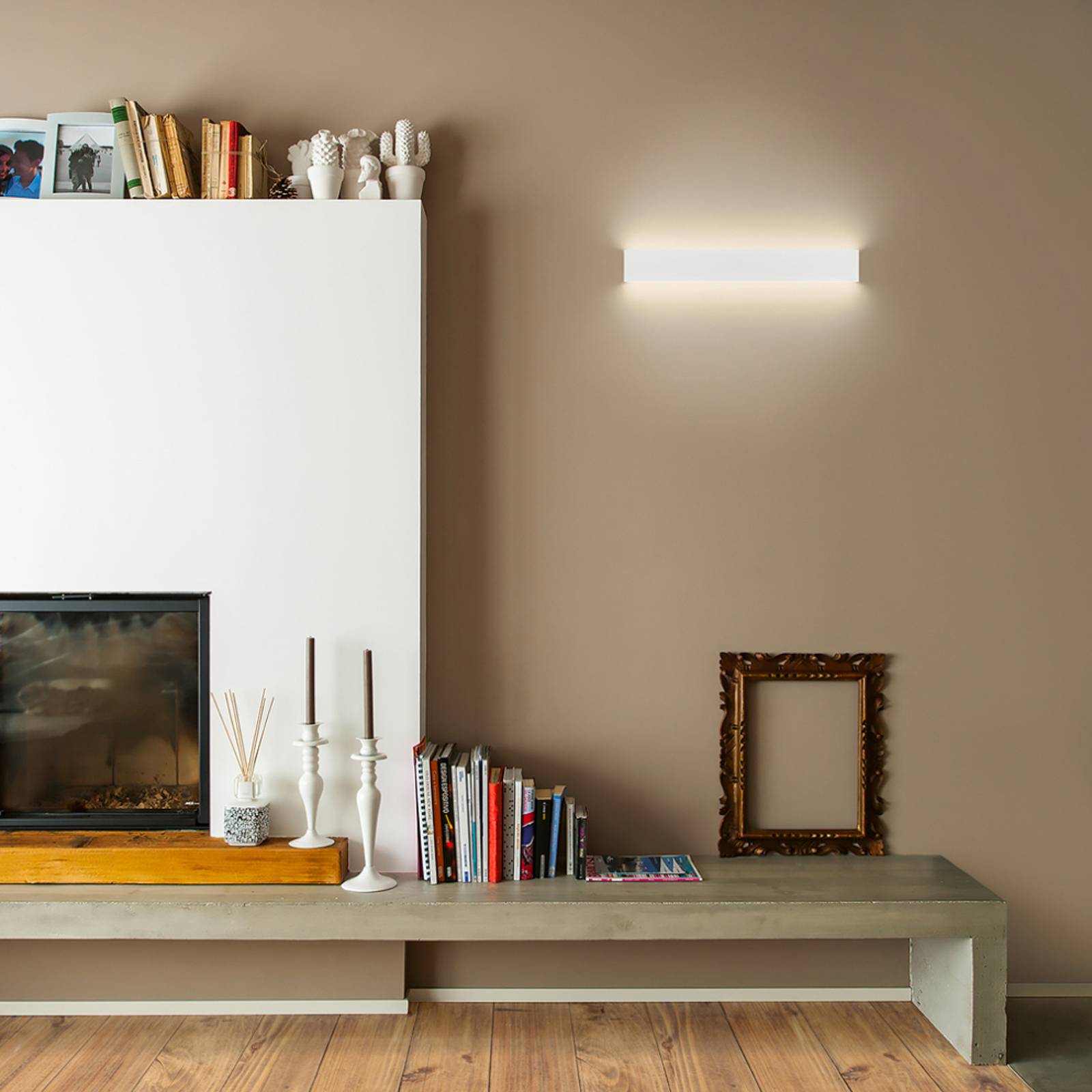 LED-Wandleuchte Box W2 Bi-Emission, B 61,9 cm, weiß, 2700 K LED-Wandleuchte Box W2 Bi-Emission, B 61,9 cm, weiß, 2700 K von Linea Light