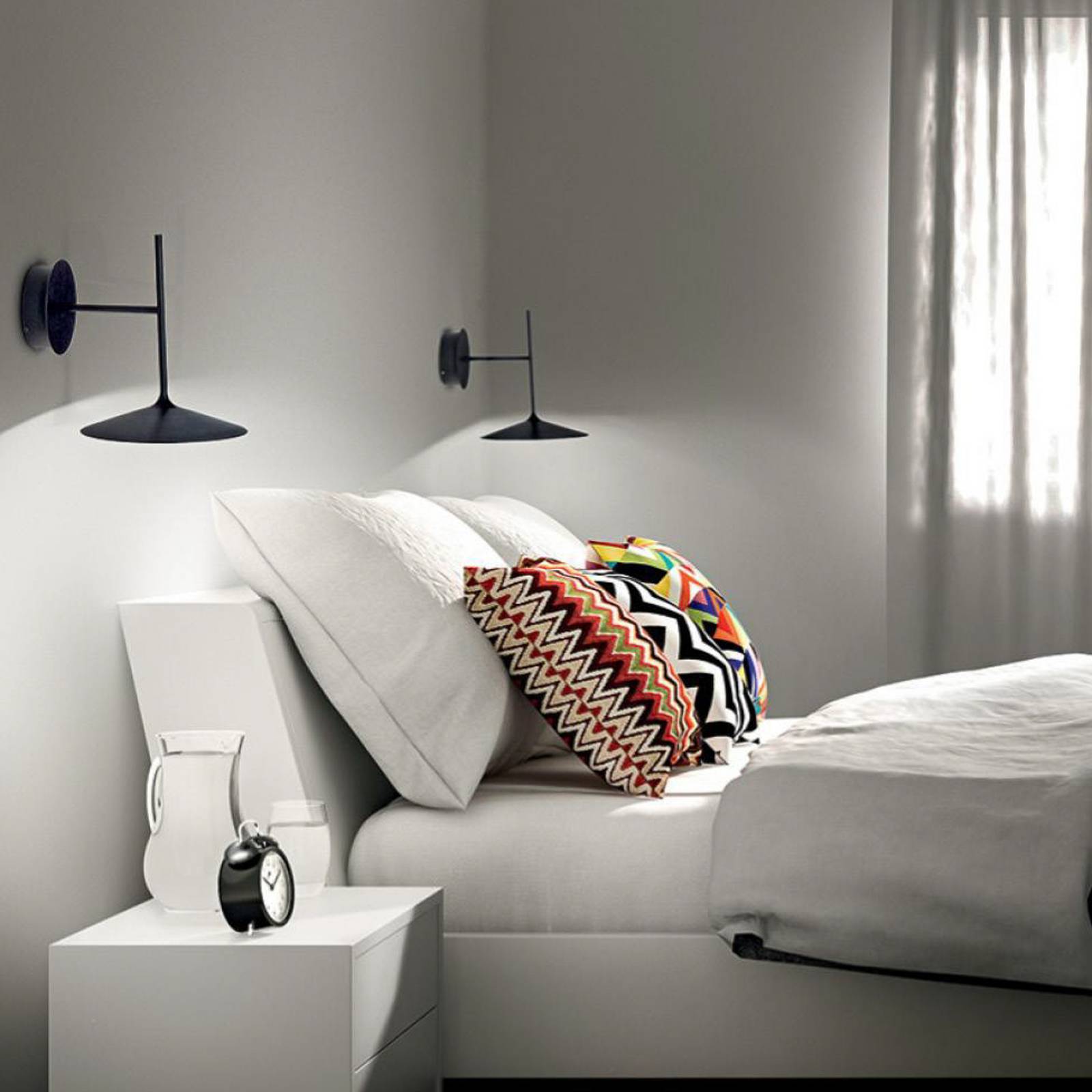 LED-Wandleuchte Poe Plus, schwarz LED-Wandleuchte Poe Plus, schwarz von Linea Light