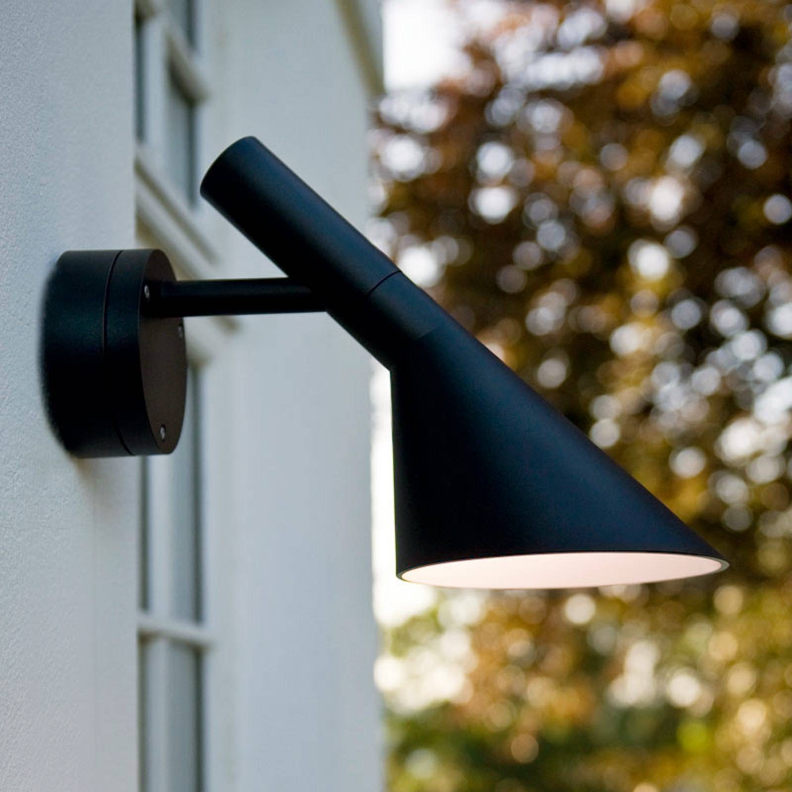 Louis Poulsen AJ - LED-Außenwandlampe, schwarz Louis Poulsen AJ - LED-Außenwandlampe, schwarz von Louis Poulsen