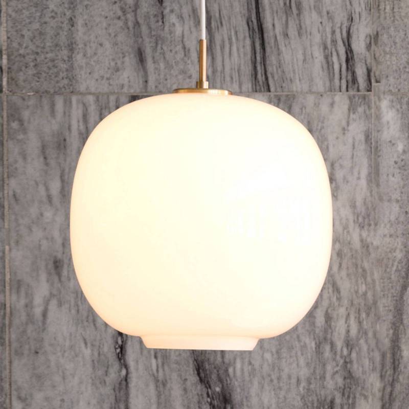 Louis Poulsen Hängeleuchte VL45 Radiohus, Ø 25 cm, weiß Glas von Louis Poulsen