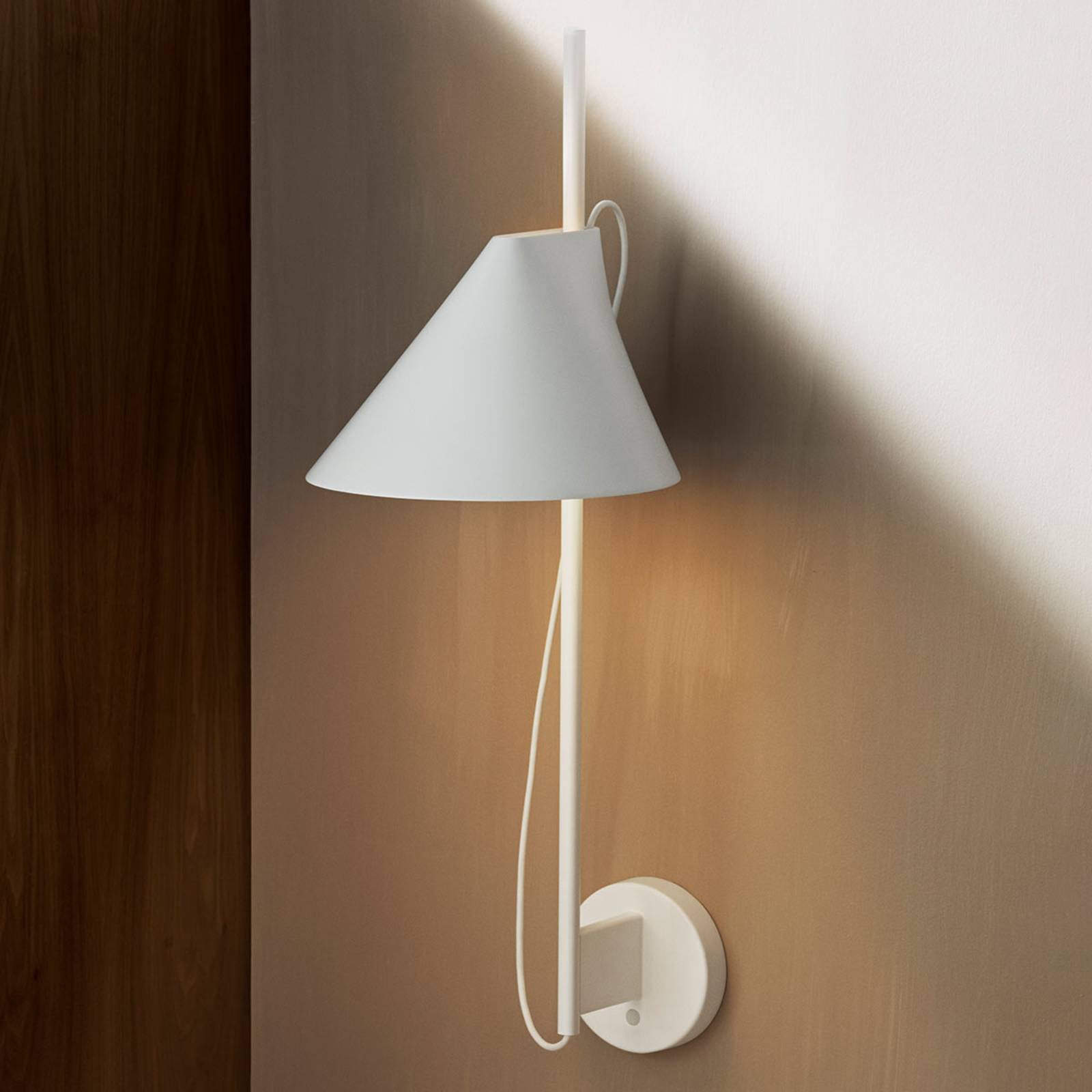Louis Poulsen Yuh - LED-Wandleuchte, weiß Louis Poulsen Yuh - LED-Wandleuchte, weiß von Louis Poulsen