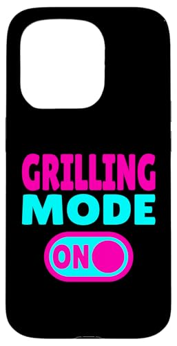 Grilling Mode ON – BBQ Hülle für iPhone 15 Pro Grilling Mode ON – BBQ Hülle für iPhone 15 Pro von Louisiana Orleans Cajun Creole retro apparel