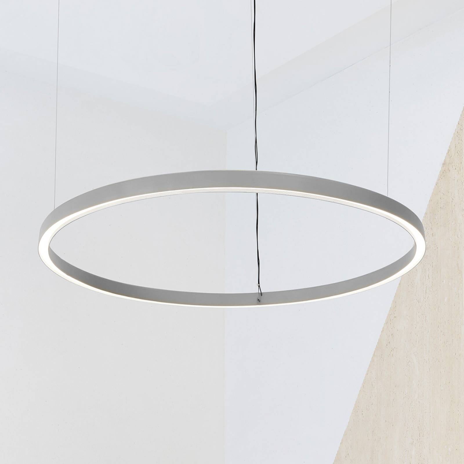 Luceplan Compendium Circle 110cm, aluminium Luceplan Compendium Circle 110cm, aluminium von Luceplan