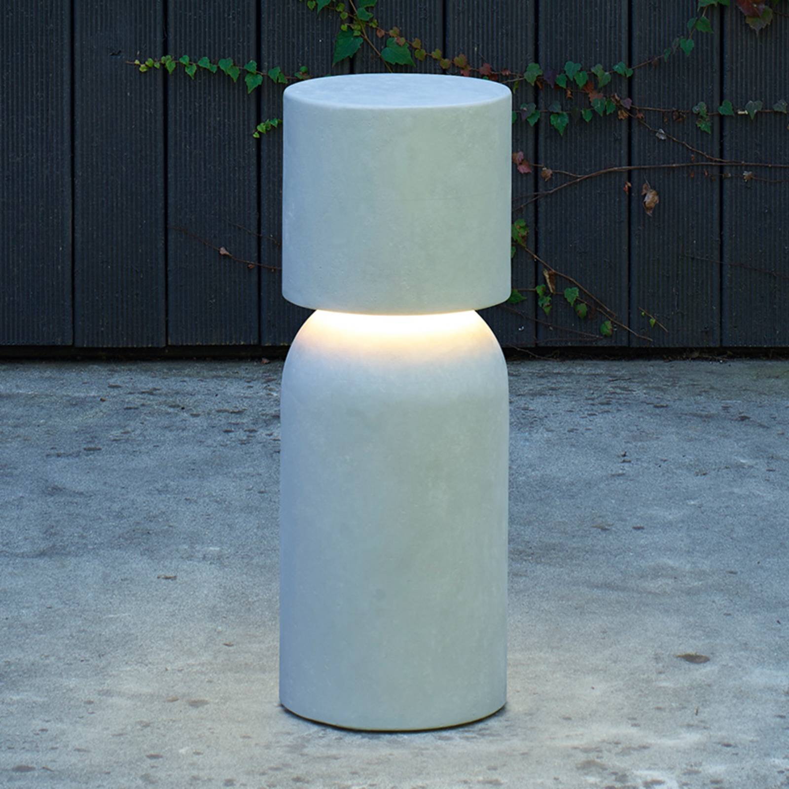 Luceplan Nui A LED-Terrassenleuchte aus Beton DALI Luceplan Nui A LED-Terrassenleuchte aus Beton DALI von Luceplan