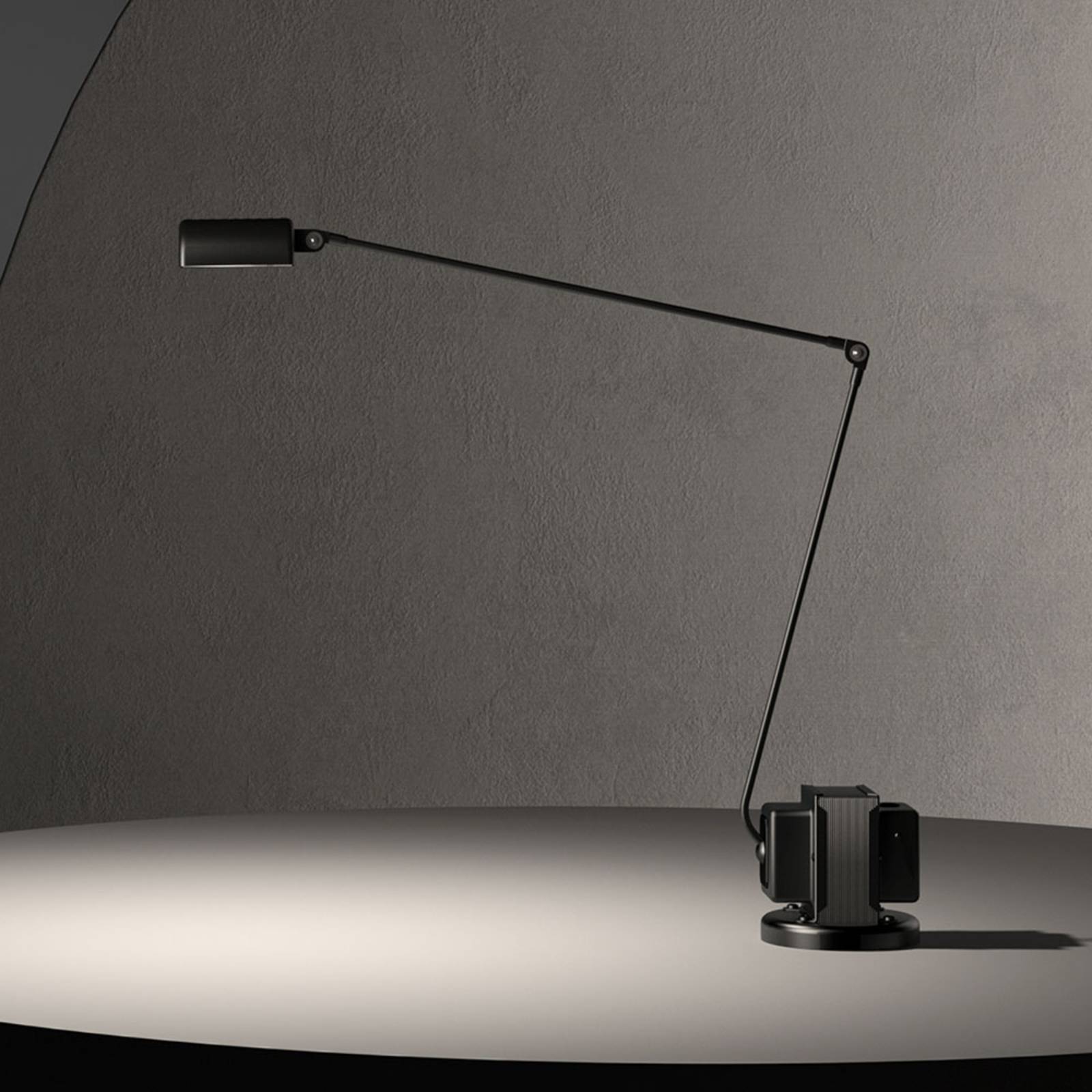 Lumina Daphine LED-Tischleuchte 3.000K, schwarz Lumina Daphine LED-Tischleuchte 3.000K, schwarz von Lumina