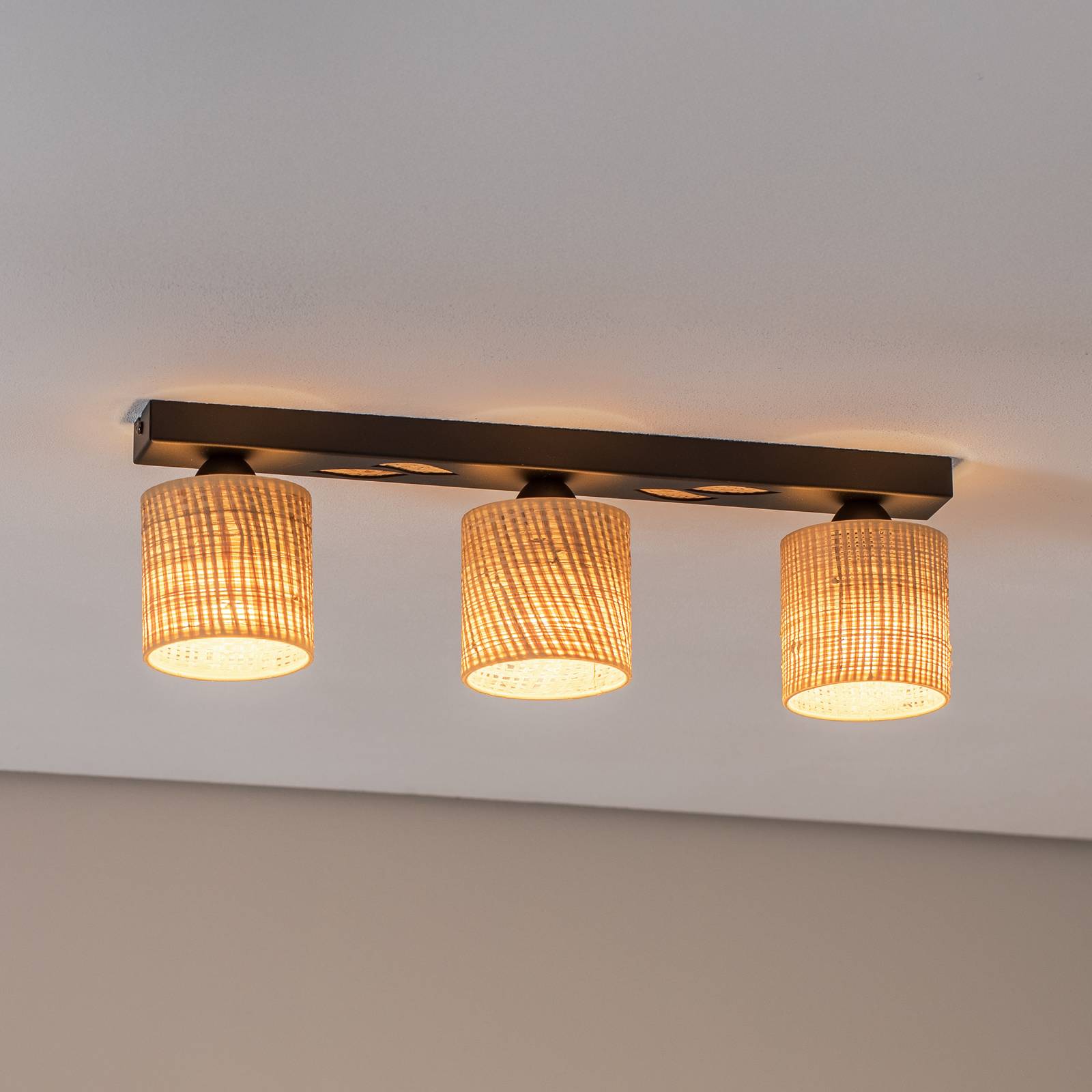 Deckenlampe Adeline Rattanschirme 3-fl. lang Deckenlampe Adeline Rattanschirme 3-fl. lang von Luminex