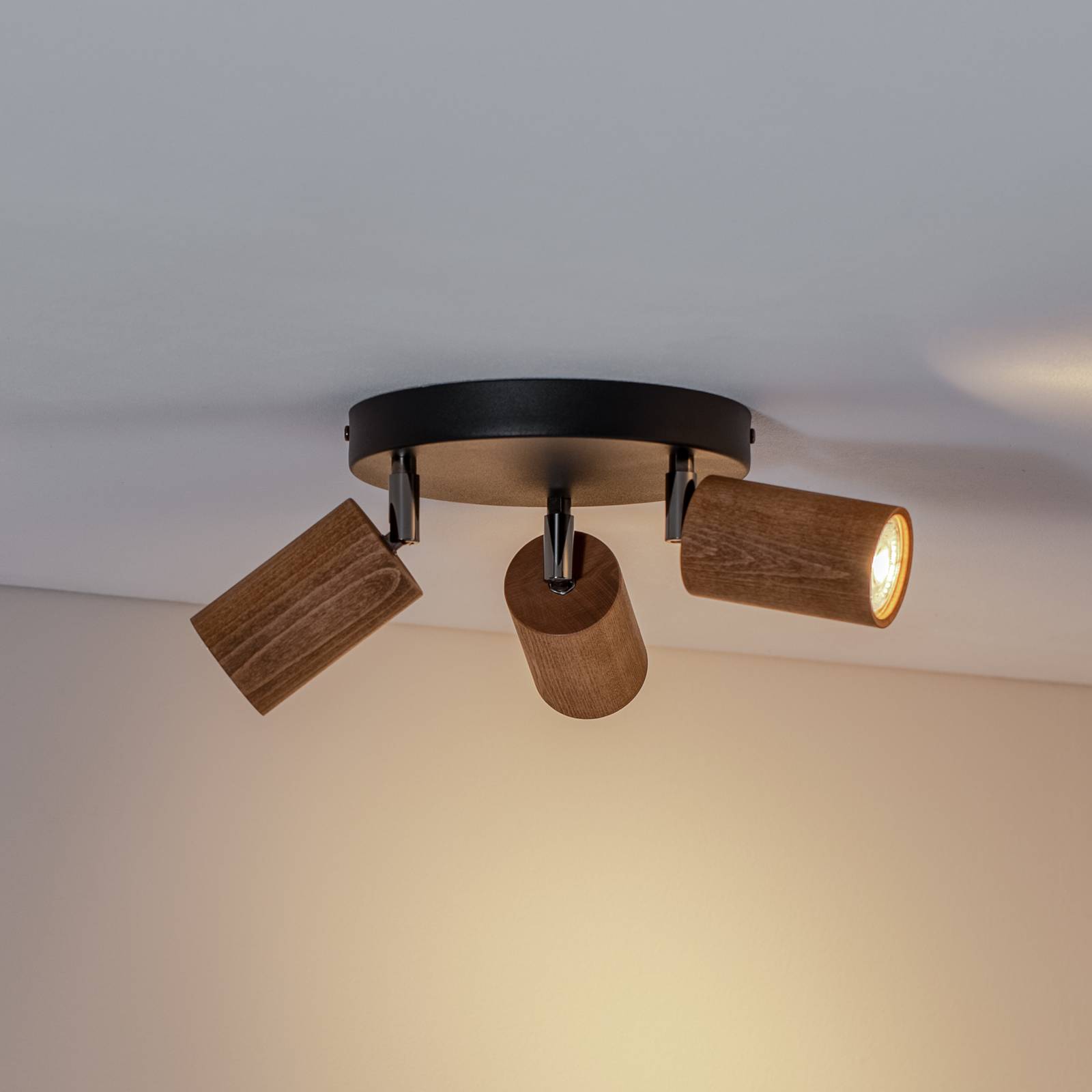 Deckenleuchte Nise, 3-flammig, rund, Stahl schwarz, Holz Deckenleuchte Nise, 3-flammig, rund, Stahl schwarz, Holz von Luminex