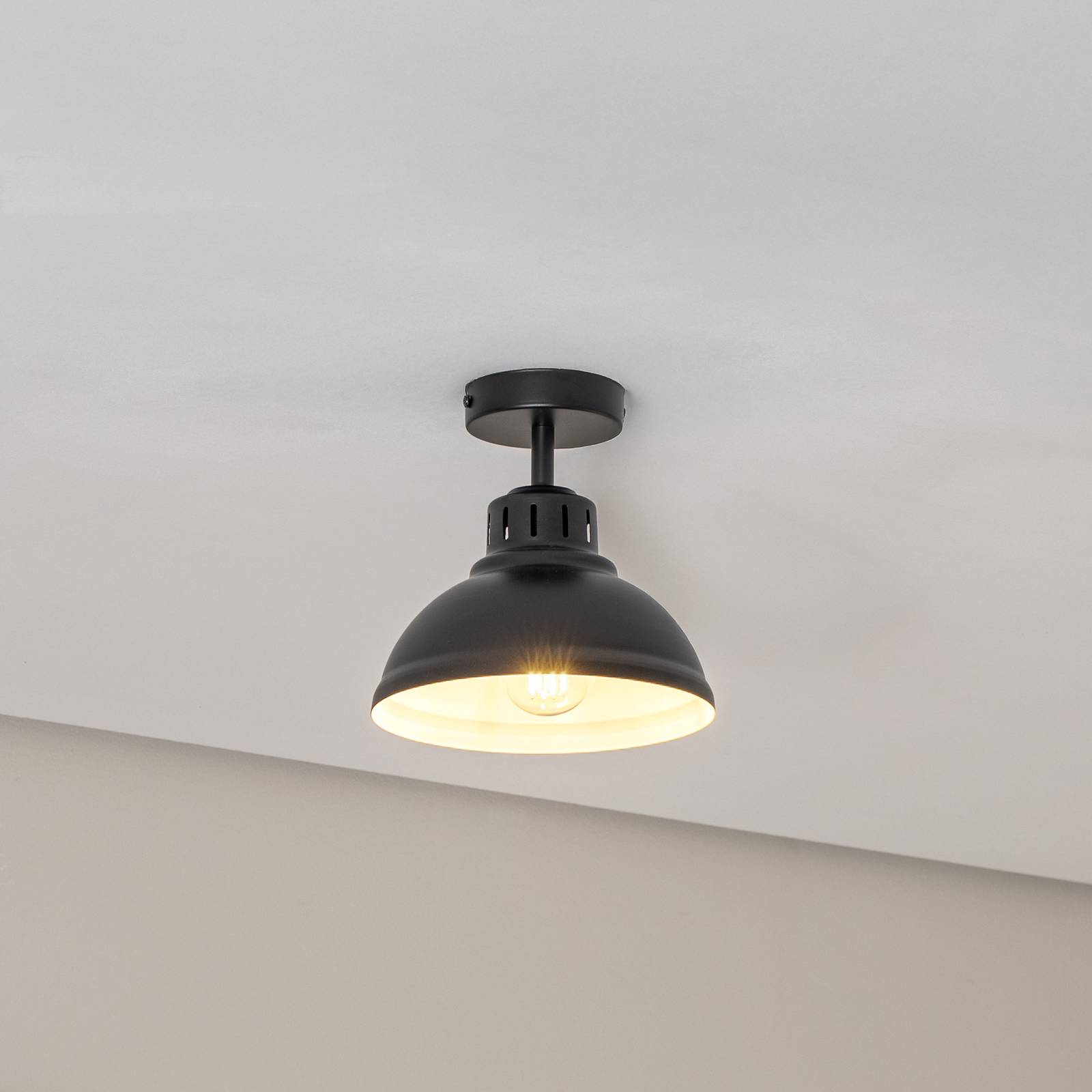 Deckenleuchte Sven, 1-flammig, schwarz, Stahl, E27 Deckenleuchte Sven, 1-flammig, schwarz, Stahl, E27 von Luminex