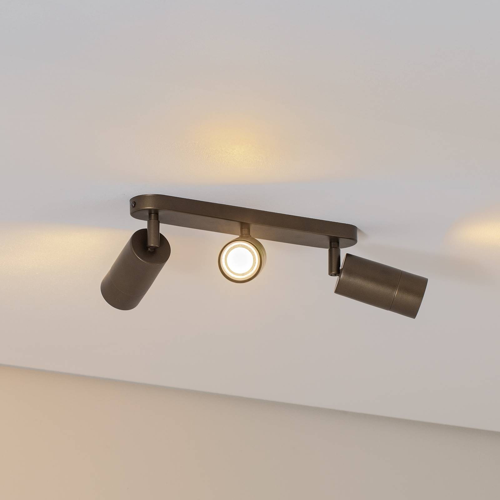 Deckenstrahler Link, titan-goldfarben, Länge 33 cm, 3-flg. Deckenstrahler Link, titan-goldfarben, Länge 33 cm, 3-flg. von Luminex