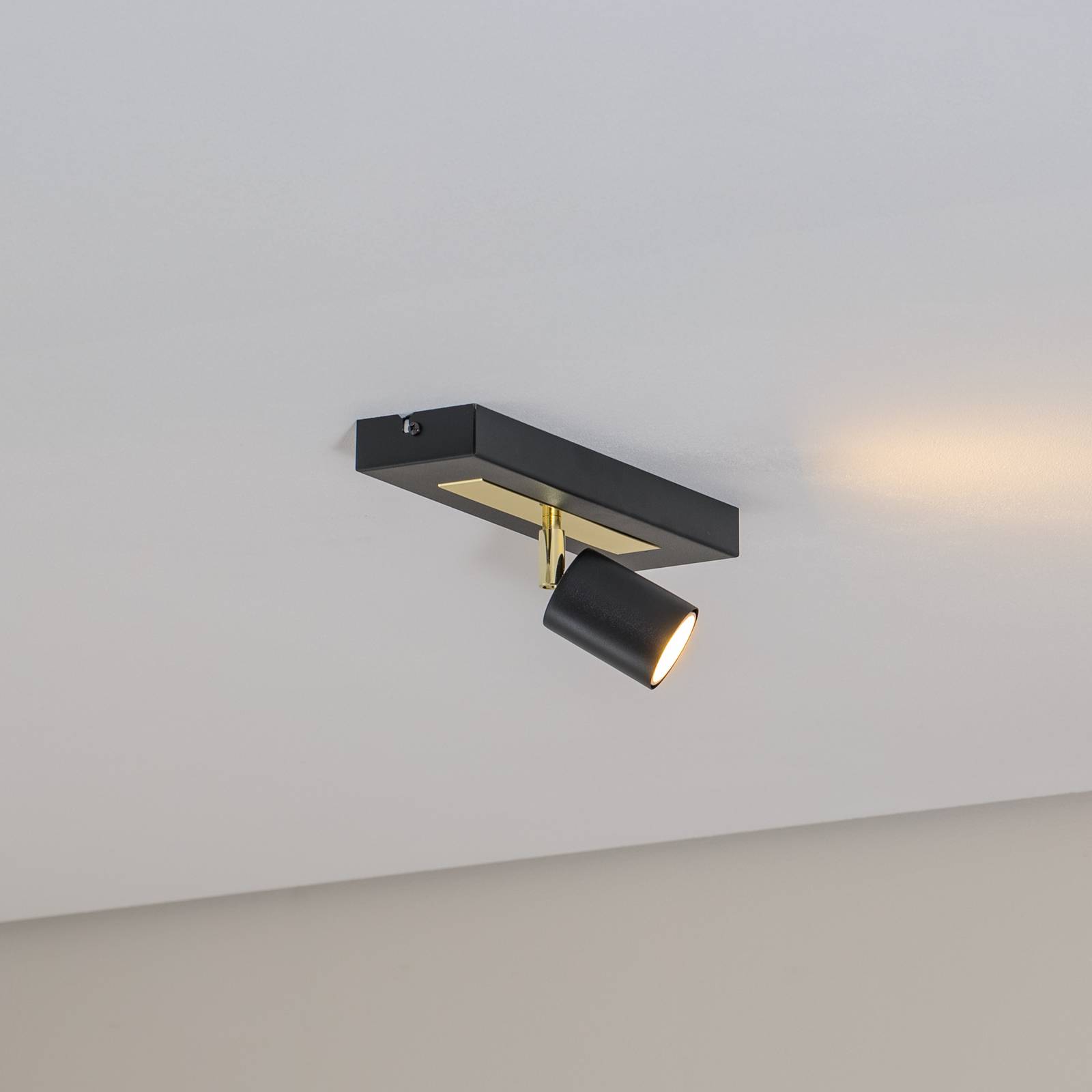 Deckenstrahler Rodez, schwarz/gold, Länge 30 cm, Stahl Deckenstrahler Rodez, schwarz/gold, Länge 30 cm, Stahl von Luminex