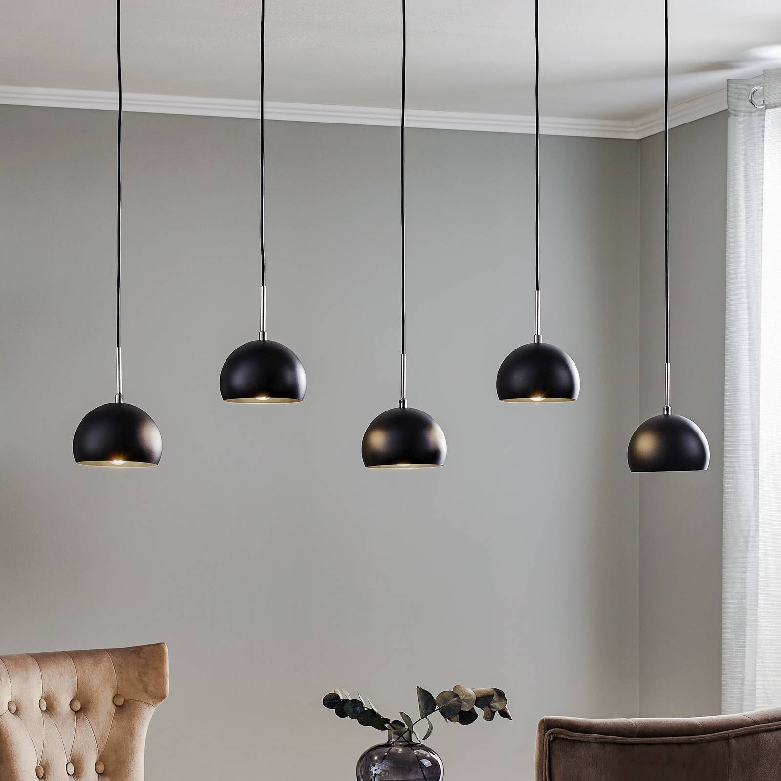 Hängeleuchte Cool, fünfflammig lang, schwarz Hängeleuchte Cool, fünfflammig lang, schwarz von Luminex