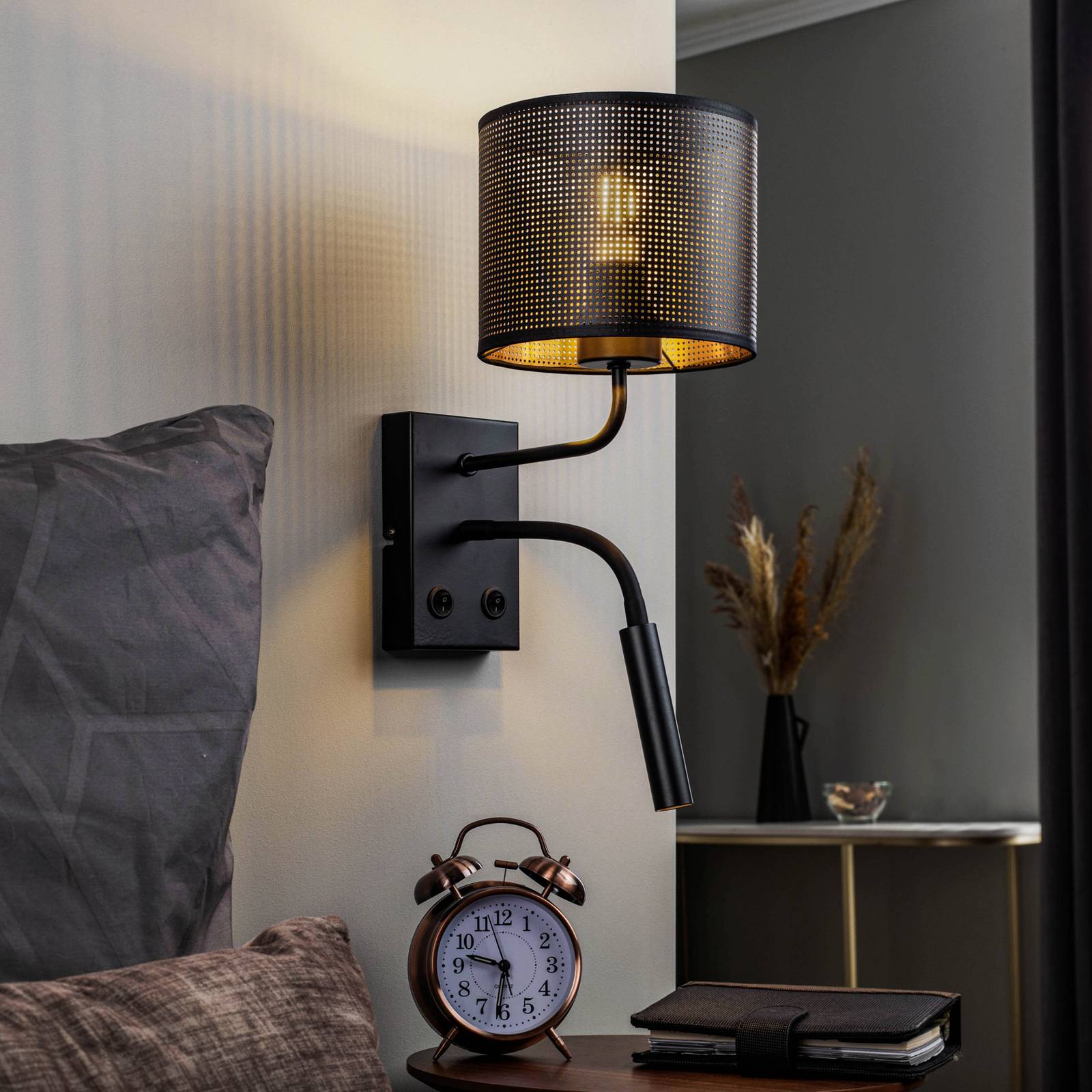 Wandleuchte Jovin einflammig mit Spot schwarz/gold Wandleuchte Jovin einflammig mit Spot schwarz/gold von Luminex