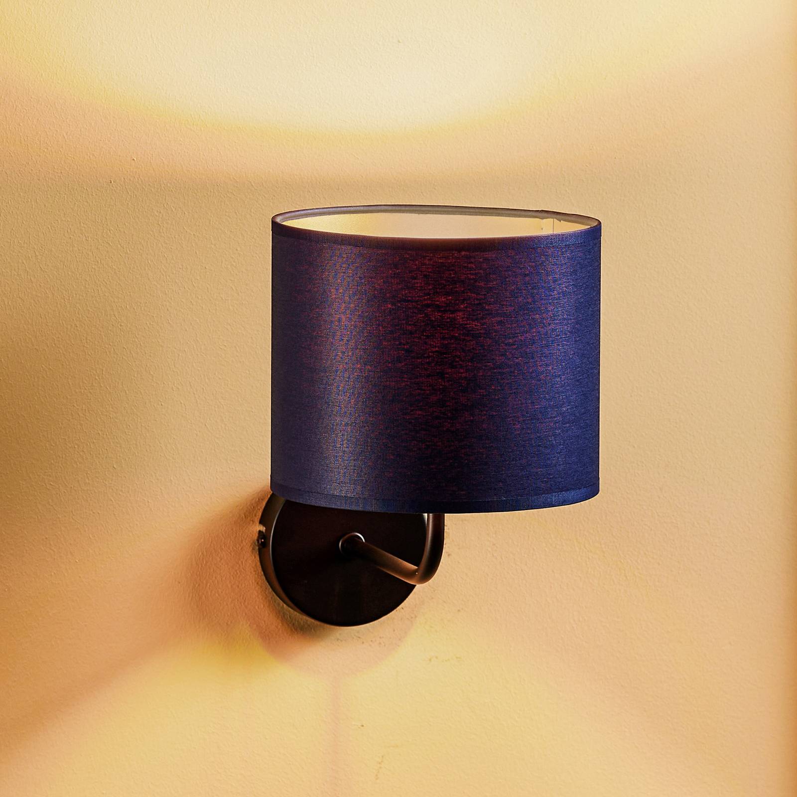 Wandleuchte Soho, zylindrisch, blau/gold Wandleuchte Soho, zylindrisch, blau/gold von Luminex