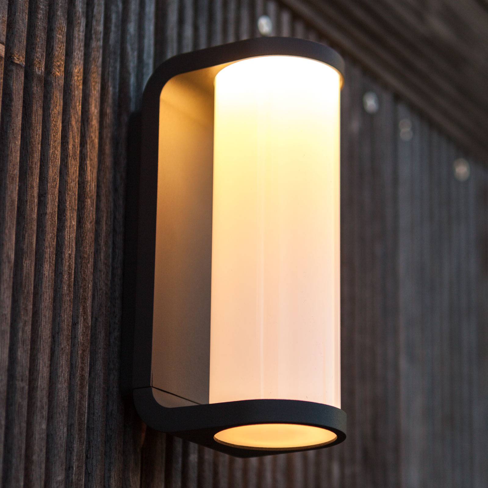 LED-Außenwandleuchte Adalyn LED-Außenwandleuchte Adalyn von Lutec