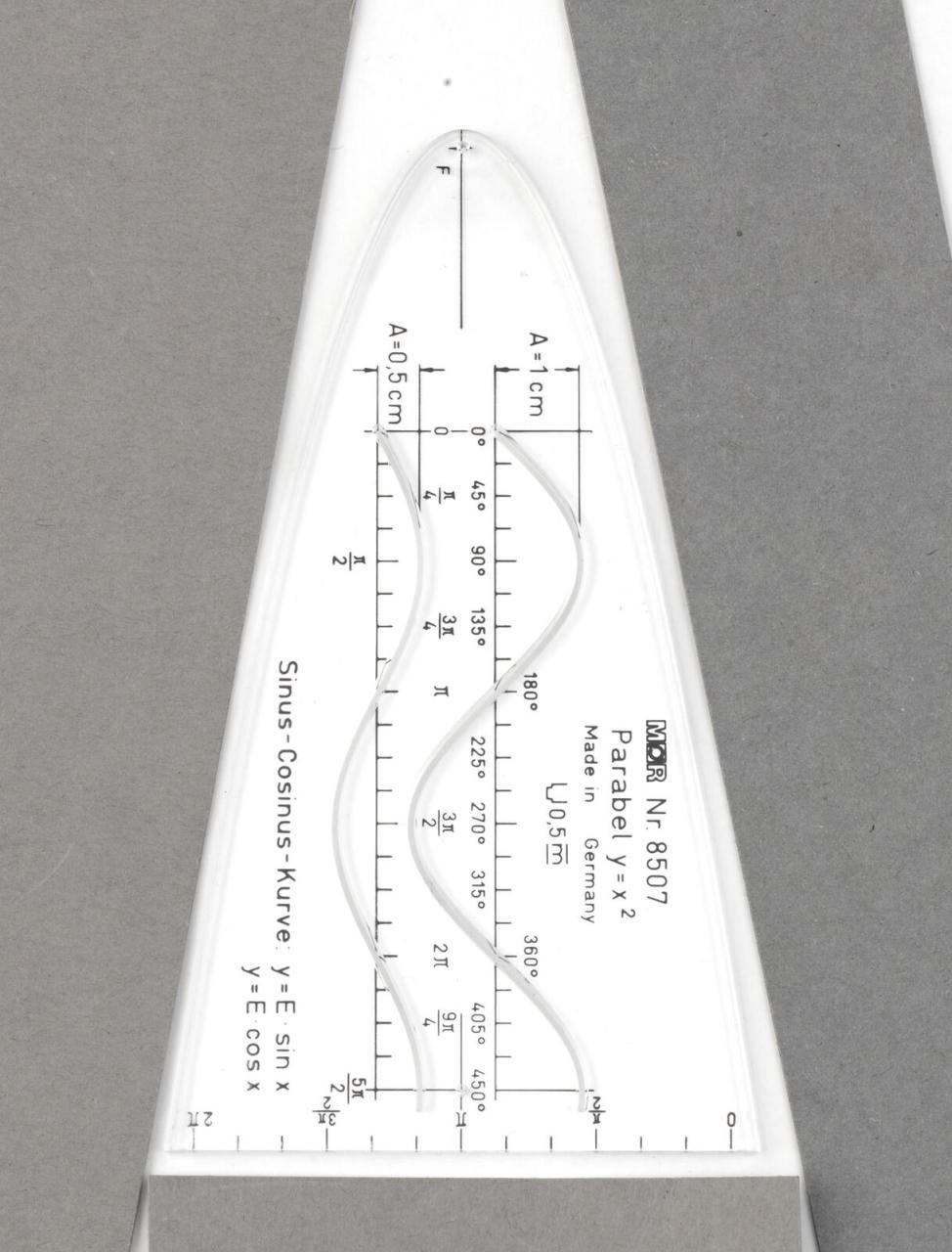 M + R Parabelschablone transparent M + R Parabelschablone transparent von M + R
