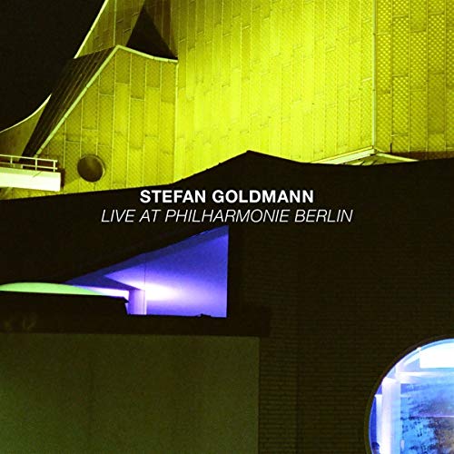 Live at Philharmonie Berlin von MACRO
