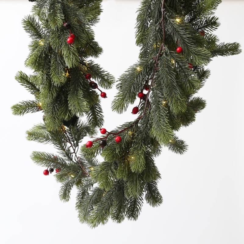 B-Ware LED Tannengirlande rote Beeren - Weihnachtsgirlande - 35 warmweiße LED - L: 1,8m - Timer - Batterie von MARELIDA