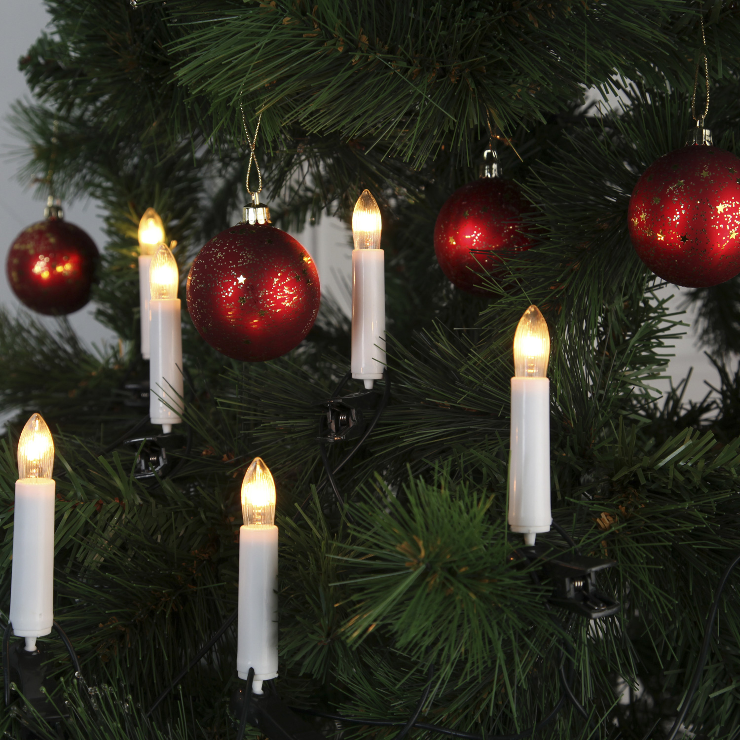 Kerzenlichterkette - Baumkerzen - 25 warmweiße Glühlampen - Ring - E10 Fassung - L: 12m - für Innen Kerzenlichterkette - Baumkerzen - 25 warmweiße Glühlampen - Ring - E10 Fassung - L: 12m - für Innen von MARELIDA