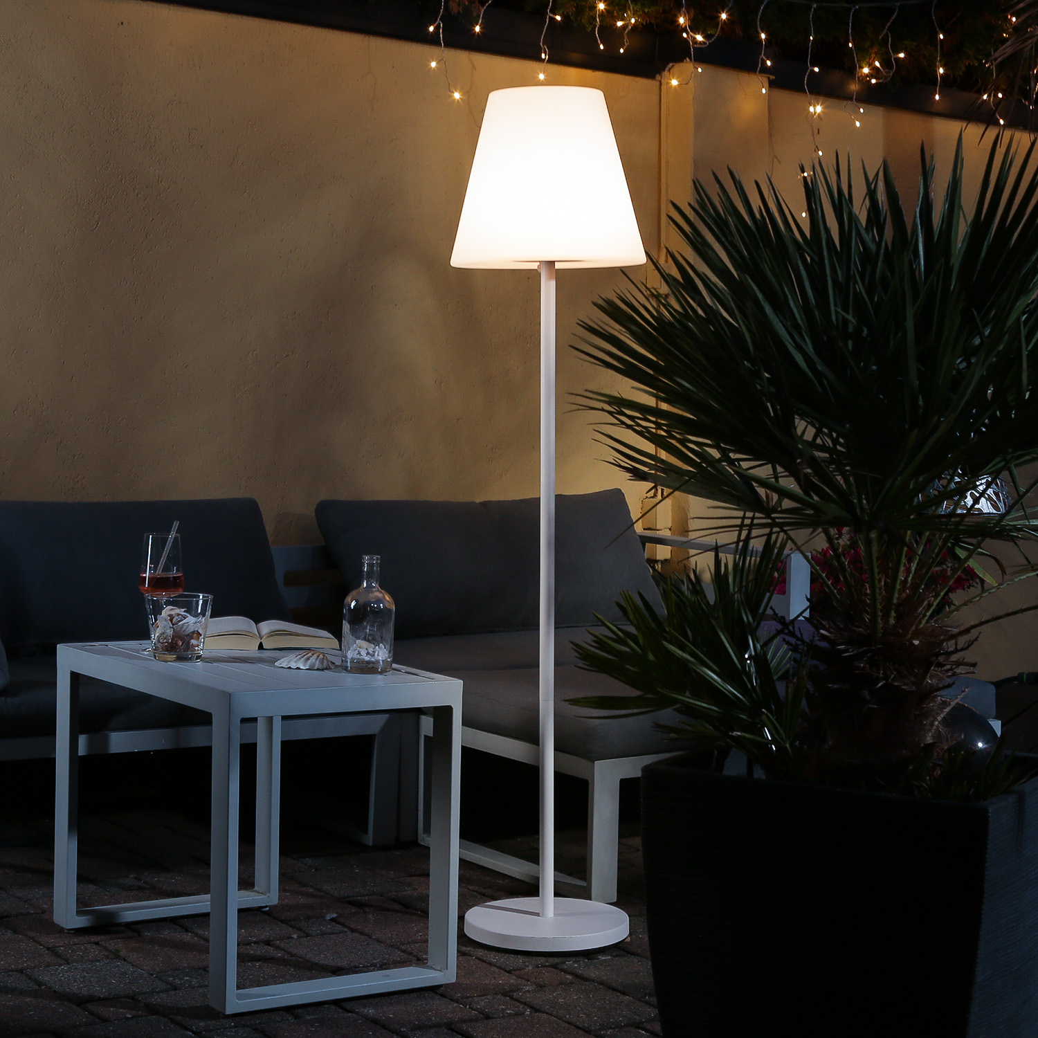 LED Garten Stehlampe - 4 Helligkeitsstufen - 2 Höhen - H: 150cm - wiederaufladbar per USB LED Garten Stehlampe - 4 Helligkeitsstufen - 2 Höhen - H: 150cm - wiederaufladbar per USB von MARELIDA