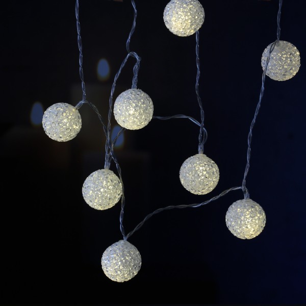 LED Lichterkette Kugeln - D: 4cm - Vinyl - 10 warmweiße LED - L: 1,... von MARELIDA