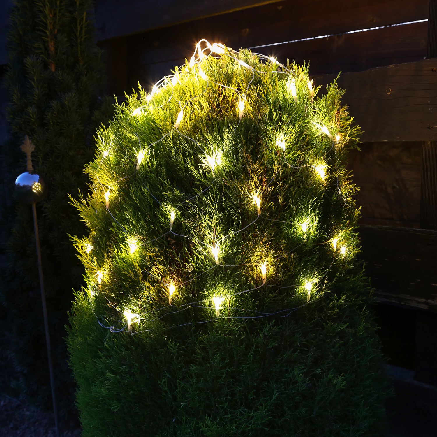 LED Lichternetz Buchsbaum - Blinkfunktion - 80 warmweiße/bernstein LED - D: 50cm - transparent von MARELIDA