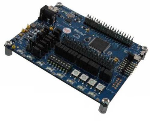 Microchip Technology AGLN-NANO-KIT Entwicklungsboard 1St. von MICROCHIP TECHNOLOGY