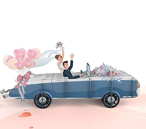 MOKIO® Pop-Up Hochzeitskarte – Brautpaar im Hochzeitsauto – 3D Geschenkkarte zur Hochzeit, Glückwunschkarte zur Trauung, Geldgeschenk für Flitterwochen oder Hochzeitsreise von MOKIO