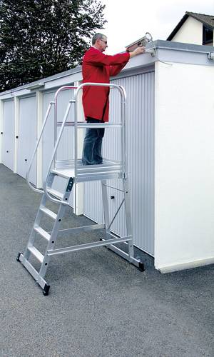 Günzburger Steigtechnik MUNK 303104 Aluminium Podesttreppe fahrbar Arbeitshöhe (max.): 2.95m Silbe von MUNK Günzburger Steigtechnik