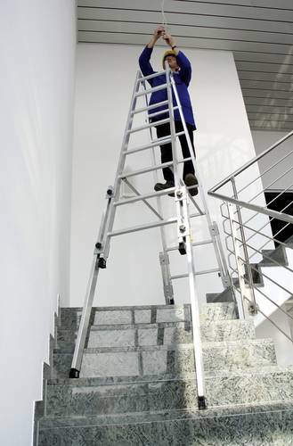 Günzburger Steigtechnik MUNK 33514 Aluminium Stufen-Doppelleiter inkl. 4 ausziehbaren Holmen Arbeit von MUNK Günzburger Steigtechnik