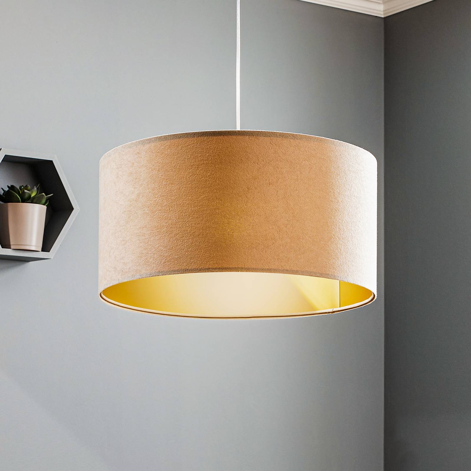 Hängeleuchte Salina, beige/gold Ø 50cm Hängeleuchte Salina, beige/gold Ø 50cm von Maco Design