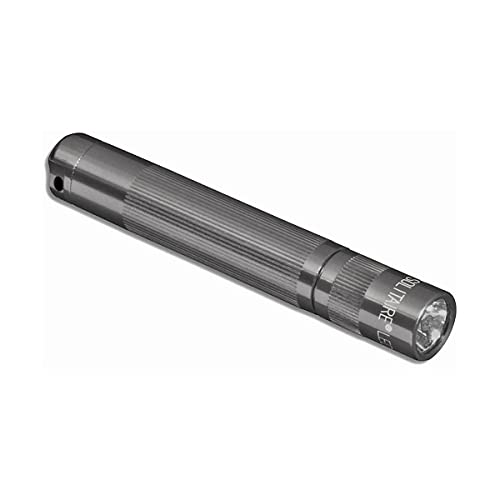 MagLite SJ3A092U Solitaire LED Taschenlampen mit Alkaline Batterie im Etui, 1,3 cm Kopfdurchmesser, 8 cm Länge, Grau von Maglite