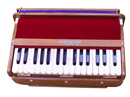 Maharaja Musicals, zusammenklappbares Hari Naam Harmonium-Instrument, in den USA, ohne Stopp, natürliche braune Farbe, Safri, 2 1/2 Oktave, Kupplung, Tasche, Musikinstrument indisch (PDI-FFG) von Maharaja Musicals
