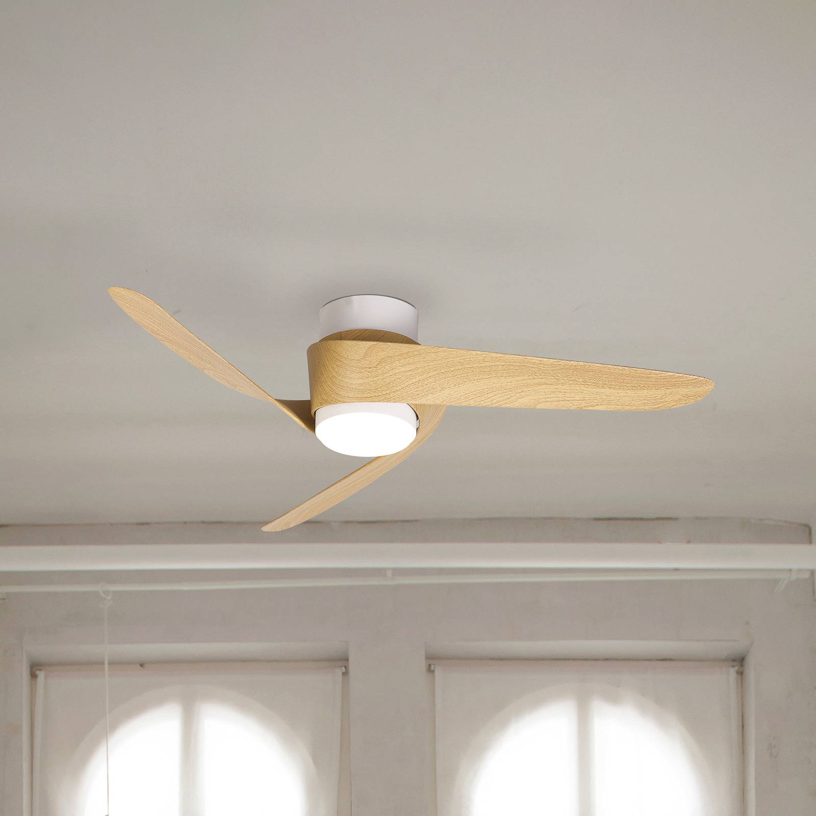 LED-Deckenventilator Island Holzdekor DC leise Ø 102 cm CCT LED-Deckenventilator Island Holzdekor DC leise Ø 102 cm CCT von Mantra Iluminación