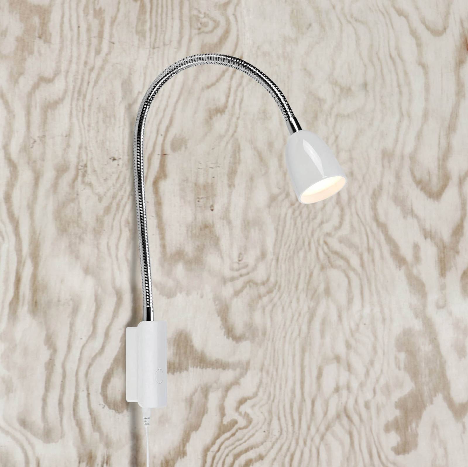 LED-Wandlampe Tulip mit Kabel und Stecker, weiß LED-Wandlampe Tulip mit Kabel und Stecker, weiß von Markslöjd
