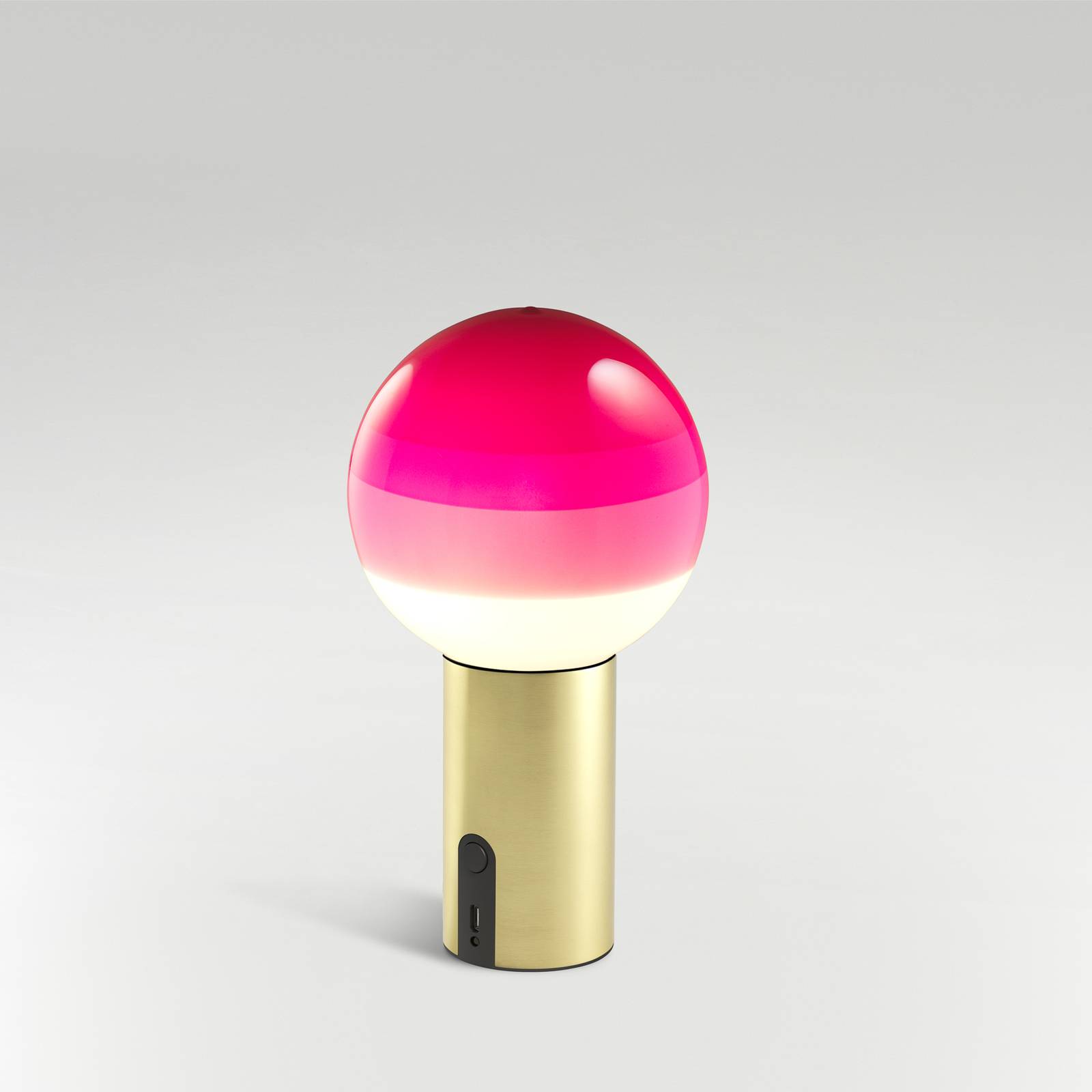 MARSET Dipping Light Akku-Tischlampe rosa/messing von Marset